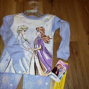 Disney Frozen Girls pajamas. Size 3T